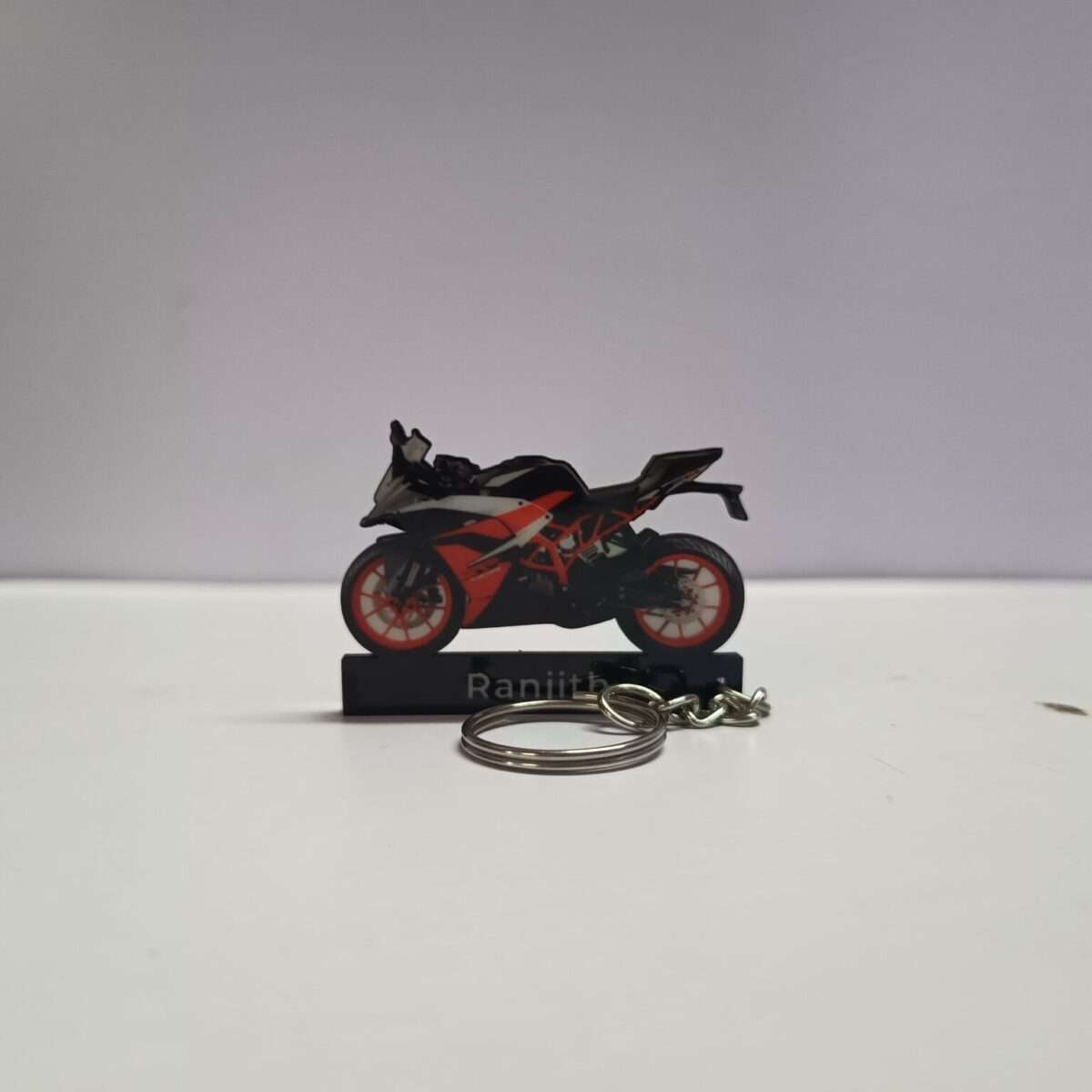 Customized KTM RC 200 Black Colorful Bike Shape Gel Number Plate Keychain (2016-2018) (2)