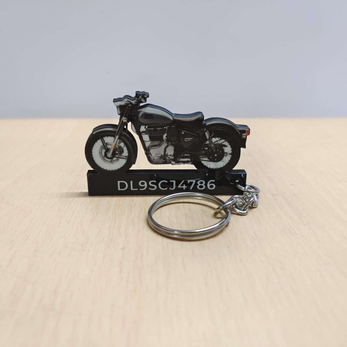 Customized Royal Enfield Classic Reborn 350 Redditch Grey Colorful Bike Shape Gel Number Plate Keychain (2)