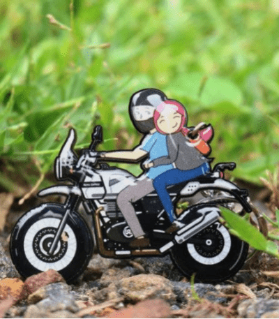 Customized Royal Enfield Himalayan Couple Colorful Bike Shape Gel Number Plate Keychain