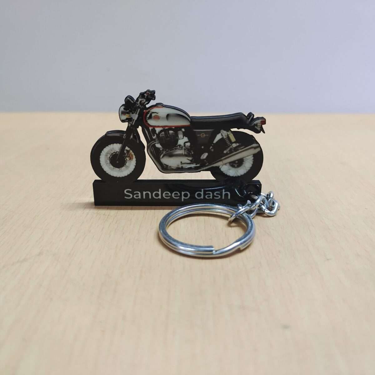 Customized Royal Enfield Interceptor 650 Mark 2 Colorful Bike Shape Gel Number Plate Keychain (2)