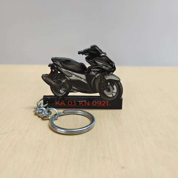 Customized Yamaha Aerox 155 Metallic Black Colorful Scooter Shape Gel Number Plate Keychain